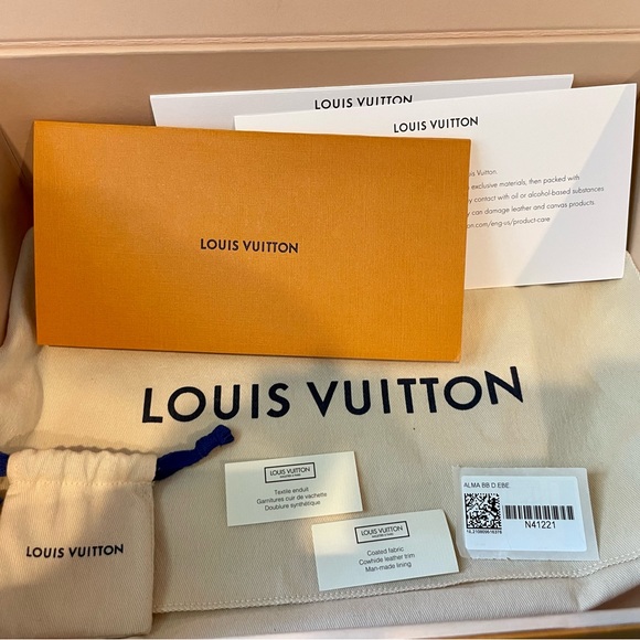 SOLD Louis Vuitton Alma Damier Ebene Shoulder Bag BB Brown Canvas (Microchipped) - Picture 2 of 15